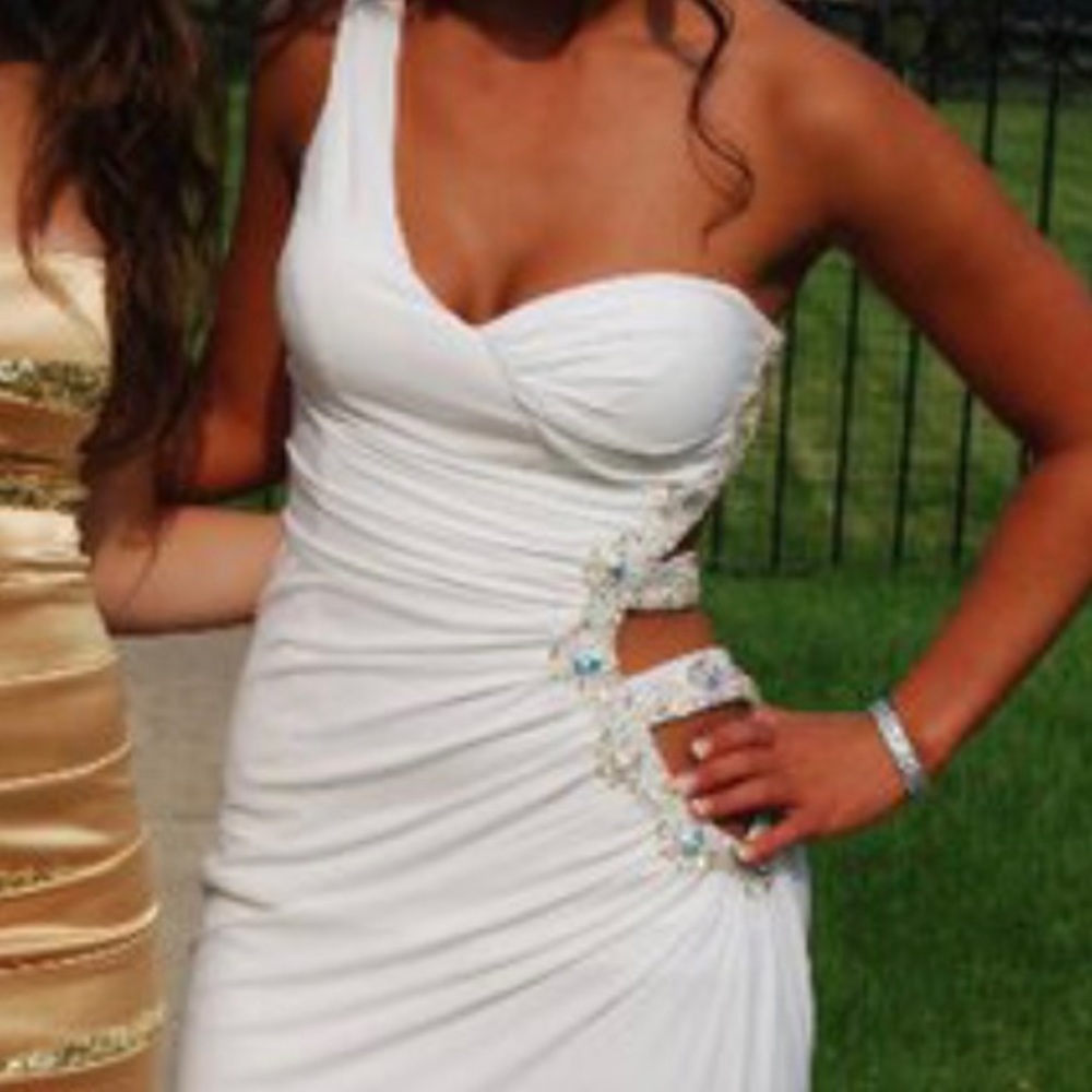 Cache Prom Dress - Picture 4 of 5